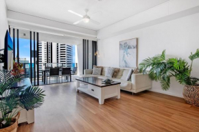 Modern 3 Bedroom Apartment with Ocean views - CoastHM